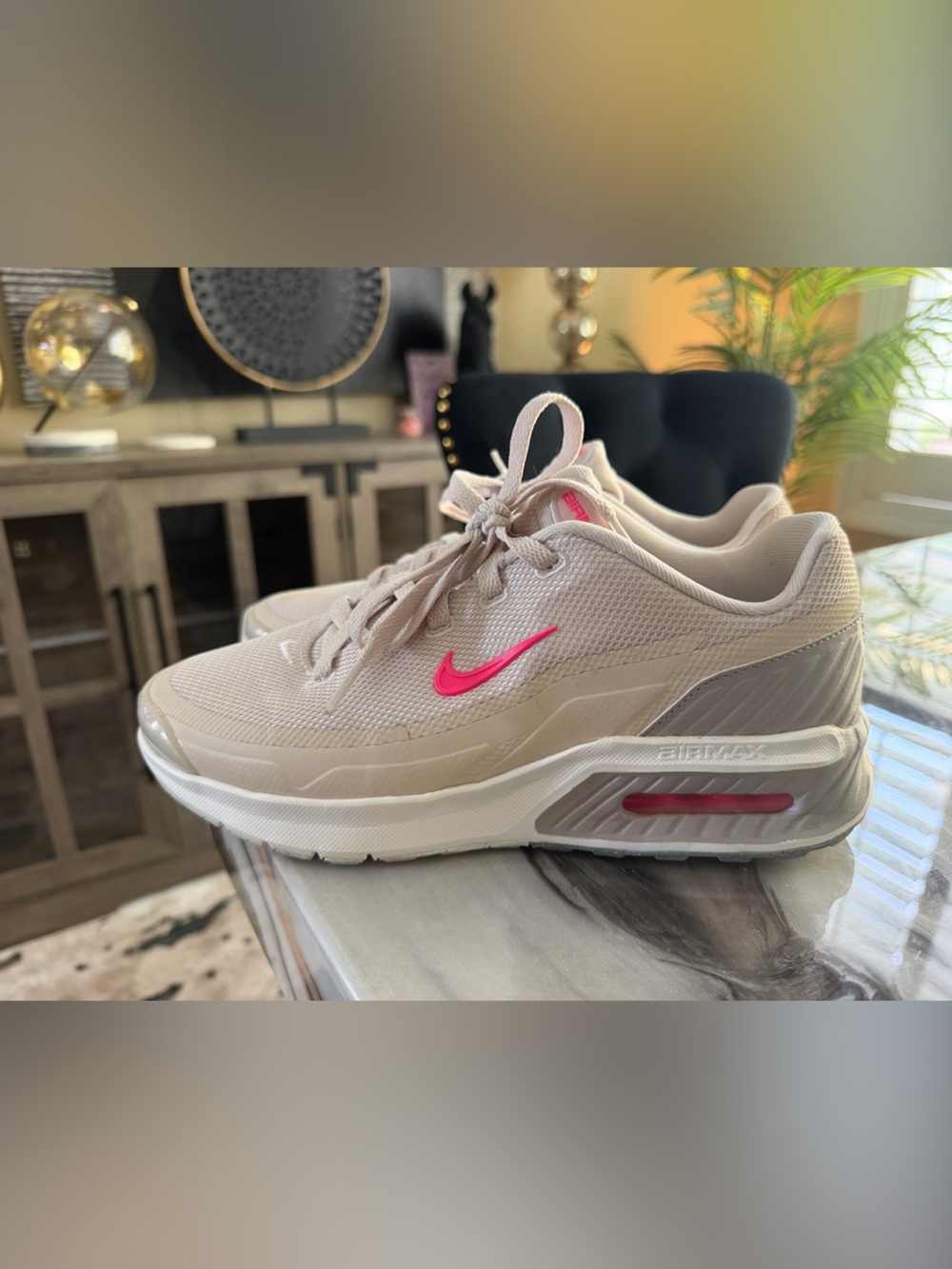 Nike Women's Beige Sneakers with Hot Pink Swoosh